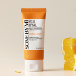 ⁦سوم باي مي كريم واقي شمس في10 هيال إير فيت بعامل حماية من الشمس 50 - 50 مل⁩ - الصورة ⁦2⁩