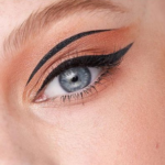 ⁦كاتريس قلم كحل سائل كاليجراف برو بريسايس 24 ساعة مقاوم للماء⁩ - الصورة ⁦2⁩