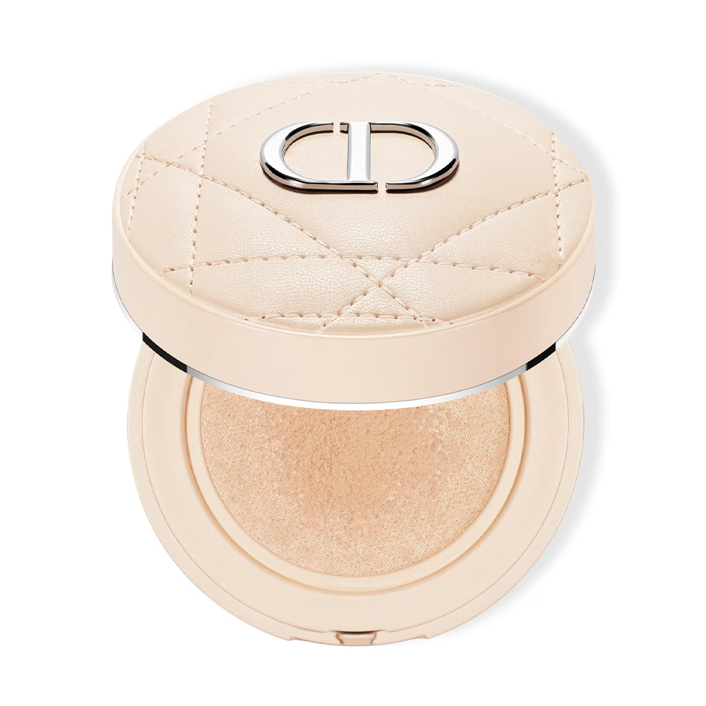 12782237_1724830418_9f675854c9de89e9b6cb58b14ba474ab ديور بودرة منثورة فورايفر كوشين - الصورة 1