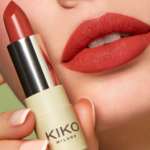 ⁦أحمر شفاه روج جرين مي مات من كيكو⁩ - الصورة ⁦3⁩