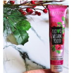 ⁦كريم حماية لليدين بالتوت ونبات الكزبرة من إيفلين - 50 مل⁩ - الصورة ⁦2⁩