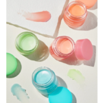 ⁦قناع الشفاه المرطب الليلي من لانيج - جريب فروت⁩ - الصورة ⁦4⁩