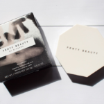 ⁦اضاءة هايلايتر كيلاوات فري ستايل من فنتي بيوتي – تروفي وايف⁩ - الصورة ⁦2⁩