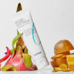 ⁦كريم يومي بفيتامين سي و اي اتش اي بي اتش اي من كوسركس - 50مل⁩ - الصورة ⁦3⁩