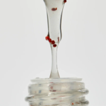 ⁦كاربون ثيوري سيروم أوفرنايت ديتوكس بالفحم وزيت شجرة الشاي وفيتامين إي - 30مل⁩ - الصورة ⁦3⁩