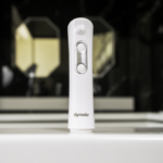 ⁦شطاف إلكتروني محمول من اينولا - ابيض⁩ - الصورة ⁦2⁩