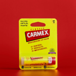 ⁦مرطب شفاه كلاسيك بعامل حماية 15 من الشمس من كارميكس - 4.25غ⁩ - الصورة ⁦2⁩