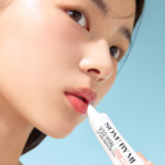 ⁦سوم باي مي مرطب وواقي شمس للشفاه بعامل حماية 15 - 7مل⁩ - الصورة ⁦2⁩