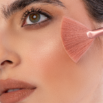 ⁦كالا ميك اب اضاءة هايلايتر بودرة - CM-05⁩ - الصورة ⁦4⁩