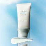 ⁦سيروم واقي شمس مدغشقر سينتيلا هيالو-سيكا ووتر فيت SPF50+ من سكين1004 - 50مل⁩ - الصورة ⁦3⁩