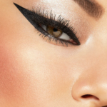 ⁦بلاشر أحمر خدود كريمي ستيك فيلفت تاتش من كيكو - 05 كاميليا ريد⁩ - الصورة ⁦3⁩