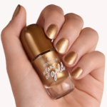 ⁦طلاء أظافر جل من ايسنس - 62 هارت أوف جولد⁩ - الصورة ⁦3⁩