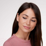 ⁦قلم كحل تحديد العين لونج لاستنج من ايسنس - 34 سباركلنج بلاك⁩ - الصورة ⁦3⁩