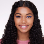 ⁦قلم كحل تحديد العين كاجال من ايسنس - 30 كلاسيك بلو⁩ - الصورة ⁦4⁩