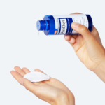 ⁦مقشر منقي للبشرة 2٪ حمض الساليسيليك من بانوكسيل - 118مل⁩ - الصورة ⁦3⁩