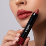 ⁦توب فيس احمر شفاه مطفي فوكس بوينت - 011⁩ - الصورة ⁦2⁩