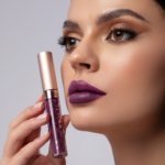 ⁦توب فيس احمر شفاه روج انستايل اكستريم مطفي - 032⁩ - الصورة ⁦4⁩