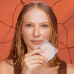 ⁦بودرة مضغوطة جلو ويش لومينوس من هدى بيوتي⁩ - الصورة ⁦5⁩