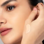 ⁦توب فيس كريم اساس وخافي عيوب وكنتور محدد وجه سينسيتيف مينرال 3 في 1 - 12مل⁩ - الصورة ⁦4⁩