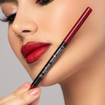 ⁦توب فيس قلم تحديد الشفاه ستايلو مقاوم للماء - 012⁩ - الصورة ⁦3⁩