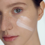 ⁦واقي شمس هايدرا كبسول بعامل حماية 50+ من سوم باي مي - 40مل⁩ - الصورة ⁦3⁩