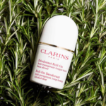 ⁦مزيل رائحة العرق رول أون جنتل كير من كلارنس - 50مل⁩ - الصورة ⁦5⁩