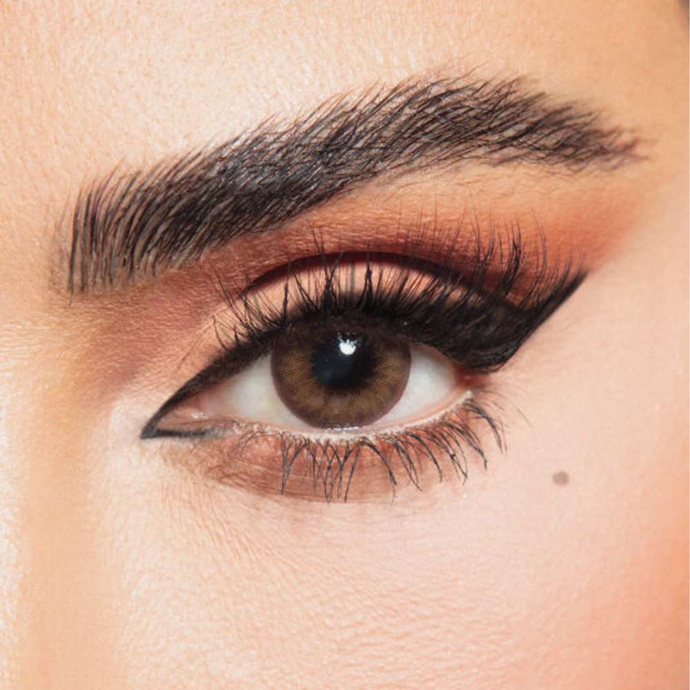 176566_1741513040_c621e39105d29337780a0900f4adce7e عدسات ملونة من ديفا - بيتون - الصورة 1