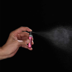 ⁦عبوة صغيرة فارغة لتعبئة العطور من نايس ون - وردي⁩ - الصورة ⁦2⁩