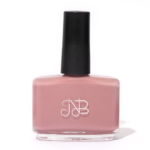 طلاء أظافر من نوره بو عوض - فيم