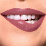 ⁦احمر شفاه روج لاستينج فينيش كيت من ريميل لندن - 08⁩ - الصورة ⁦2⁩