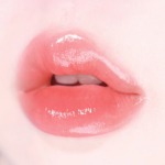 ⁦دينتو مرطب شفاه ملون ميلتنق جلو⁩ - الصورة ⁦2⁩