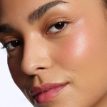 ⁦كاتريس أحمر شفاه روج سحري كولور فلش بي إتش رياكتيف ملتاي ستيك⁩ - الصورة ⁦2⁩