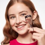 ⁦ايسنس أداة تجعيد الرموش اول ذا واي أب⁩ - الصورة ⁦4⁩