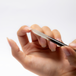 ⁦مجموعة العناية بالأظافر من بيل - أبيض⁩ - الصورة ⁦3⁩