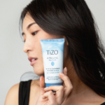 ⁦تيزو واقي شمس ألترا زنك للجسم والوجه بعامل حماية 40 - 100 جم⁩ - الصورة ⁦3⁩