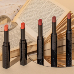 ⁦دينتو مرطب شفاه ملون ميلتنق جلو⁩ - الصورة ⁦5⁩