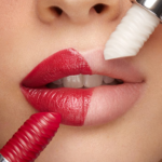 ⁦أحمر شفاه روج ثنائي بلو مي ثري دي من كيكو⁩ - الصورة ⁦4⁩