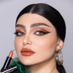 ⁦كالا ميك اب أحمر شفاه روج كريمي مطفي - CM-63⁩ - الصورة ⁦3⁩