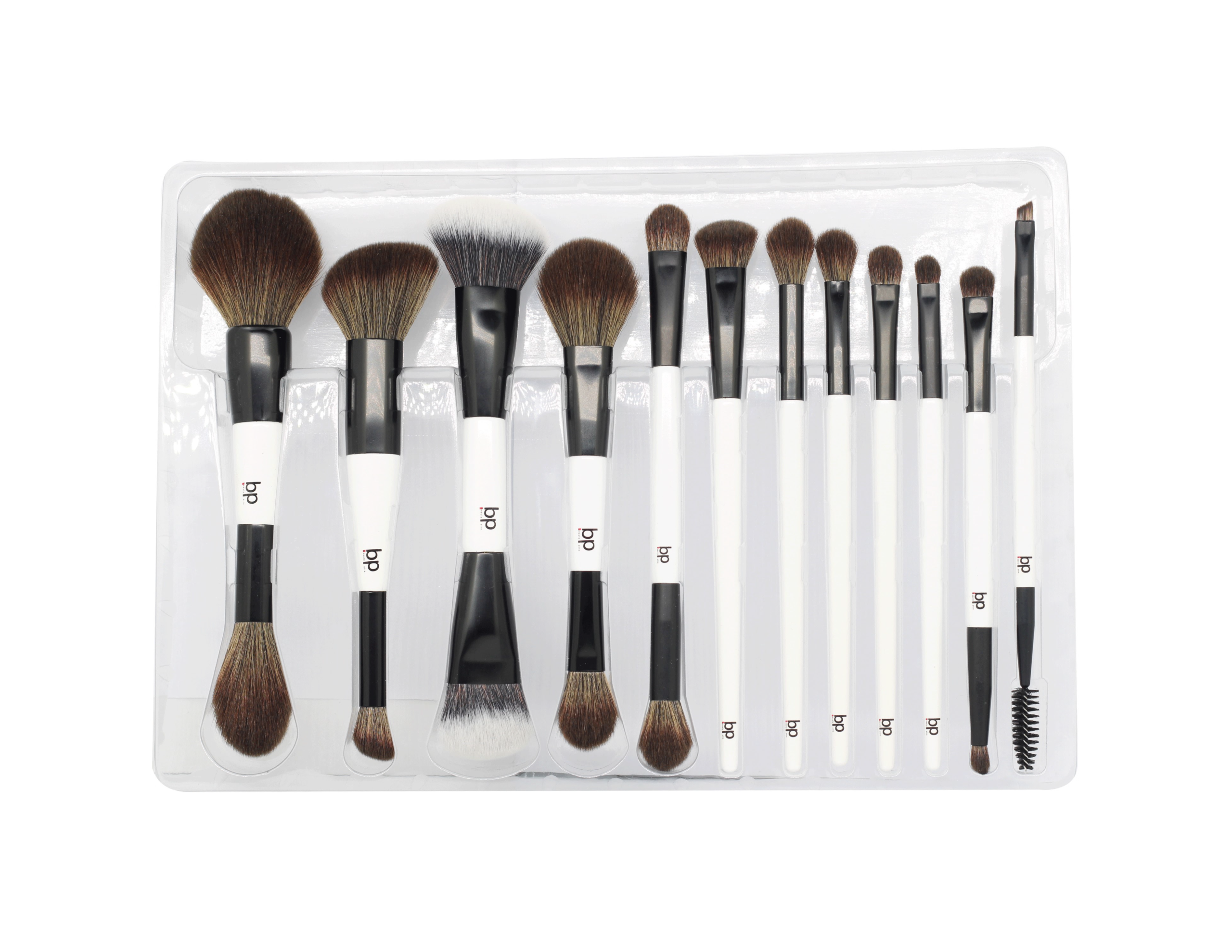 41799254_1746440421_060a6d31f26acc8f1015c63c7a917926 بيوتي باترا مجموعة فرش مكياج - 12 فرشاة - الصورة 1