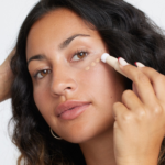 ⁦غوش كونسيلر آي برايتن⁩ - الصورة ⁦2⁩