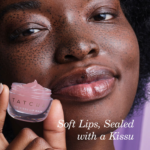 ⁦تاتشا ذا كيسو ماسك الشفاه⁩ - الصورة ⁦3⁩