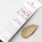 ⁦زيون هيلث‏ مقشر طيني منظف للوجه - 113جم⁩ - الصورة ⁦2⁩