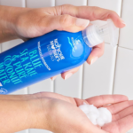 ⁦نوت يور ماذرز‏ بلسم الترطيب الخفيف كرنب البحر الازرق و ماء جوز الهند النقي - 450 مل⁩ - الصورة ⁦2⁩