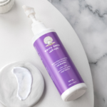 ⁦وايت شل لوشن مرطب ومبيض للوجه والجسم مع نيلة زرقاء وواقي شمس بعامل حماية 50 - 200 مل⁩ - الصورة ⁦3⁩