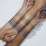 ⁦قلم ظل عيون نو بادج من ايلف⁩ - الصورة ⁦2⁩