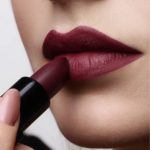 ⁦أحمر شفاه روج مات من انجلوت⁩ - الصورة ⁦4⁩