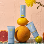 ⁦فلورمار برايمر إشراقة البشرة مع حماية من الشمس بمعامل 50⁩ - الصورة ⁦3⁩