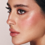 ⁦نادين نجيم بيوتي بلاشر كريمي ألور فيلفت غلو للشفاه والخدود⁩ - الصورة ⁦4⁩