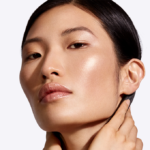 ⁦ماك ستروب كريم الوجه - جولدلايت⁩ - الصورة ⁦2⁩