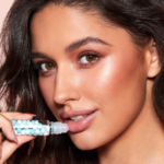 ⁦شيجلام ملمع شفاه قلوس جود تايمز رول اون⁩ - الصورة ⁦4⁩